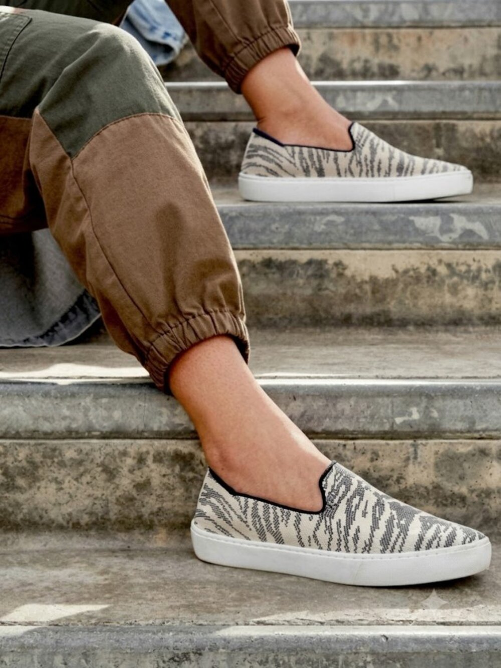 Rothy's The Sneaker Maritime Tiger Knit Loafer Women's Slip On Shoe Size 7.5